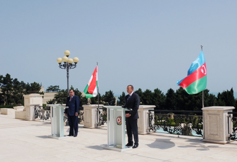 Les présidents azerbaïdjanais et tadjik ont fait des déclarations à la presse