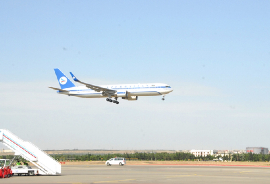 Die geschlossene Aktiengesellschaft „Aserbaidschan Hawa Yollari“ die zweite „Boeing-767-300 ER“ nach Baku gebracht