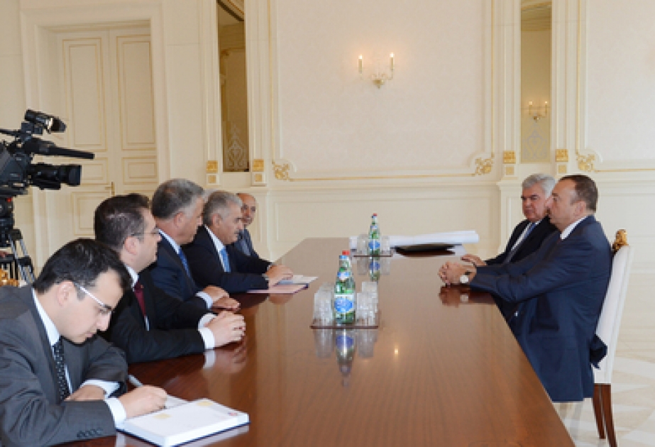 Le président azerbaïdjanais Ilham Aliyev a reçu la délégation conduite par le ministre turc des transports, des affaires maritimes et de la communication
