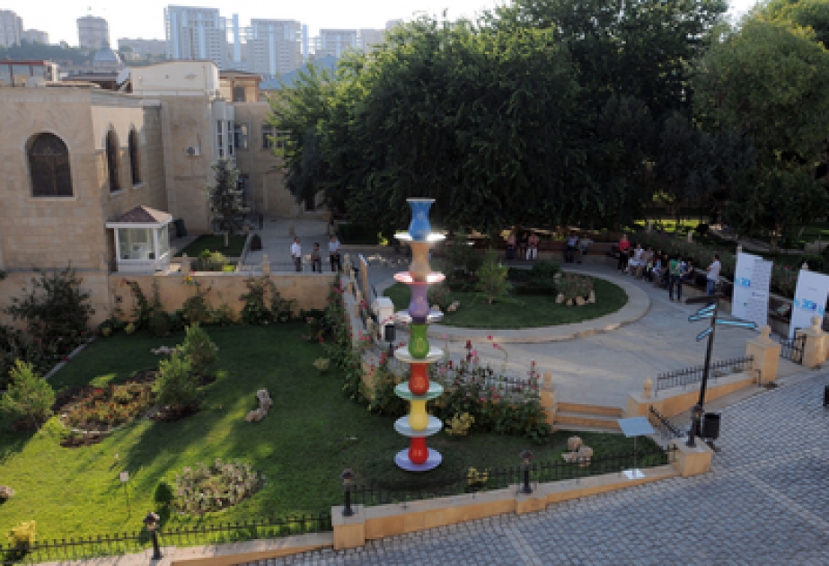 L’œuvre « Les Sept Beautés » de l’artiste Naïl Alekberov a été présentée dans le cadre de « 012 Bakou Public Art Festival »
