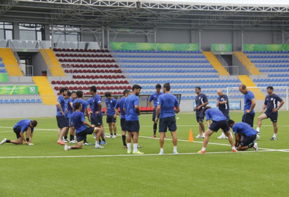 L’équipe de foot « Soumgaït » a entamé sa séance d’entraînement en Turquie