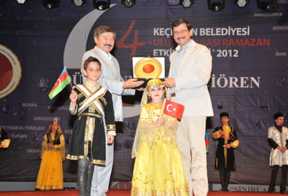 Le groupe de danse azerbaïdjanais a donné une coloration particulière à la cérémonie inaugurale de la « Maison de TÜRKSOY» dans l’arrondissement de Keciören d’Ankara