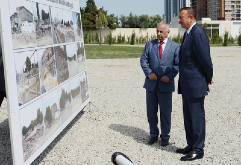 Le président azerbaïdjanais Ilham Aliyev a visité le parc en cours de construction au carrefour de l’avenue Heydar Aliyev et de la rue Aladdine Gouliyev à Bakou