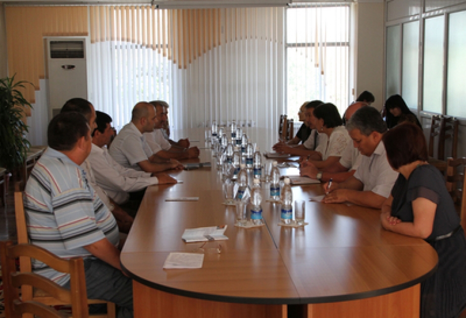 Books published by Fund of Support to Policy of Turkish Speaking Countries donated to Kyrgyz Academy of Public Administration