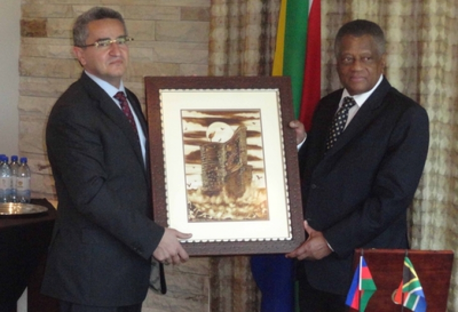 Les perspectives du développement des relations entre les parlements de la République d’Azerbaïdjan et de la République de l’Afrique du Sud ont été discutées
