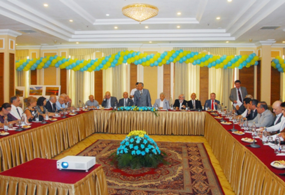 L’ambassadeur kazakh a rencontré les membres de l’Association d’Amitié Azerbaïdjan-Kazakhstan Heydar Aliyev
