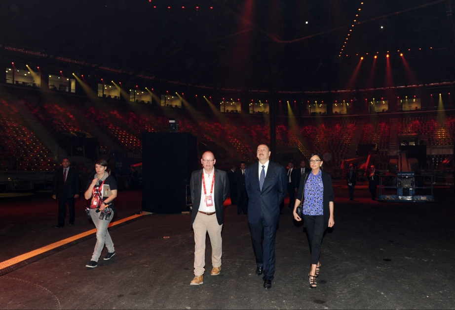 “Eurovision-2012” mahnı müsabiqəsinin keçiriləcəyi “Baku Crystal Hall” istifadəyə verilmişdirKompleksin açılışında Prezident İlham Əliyev iştirak etmişdir
