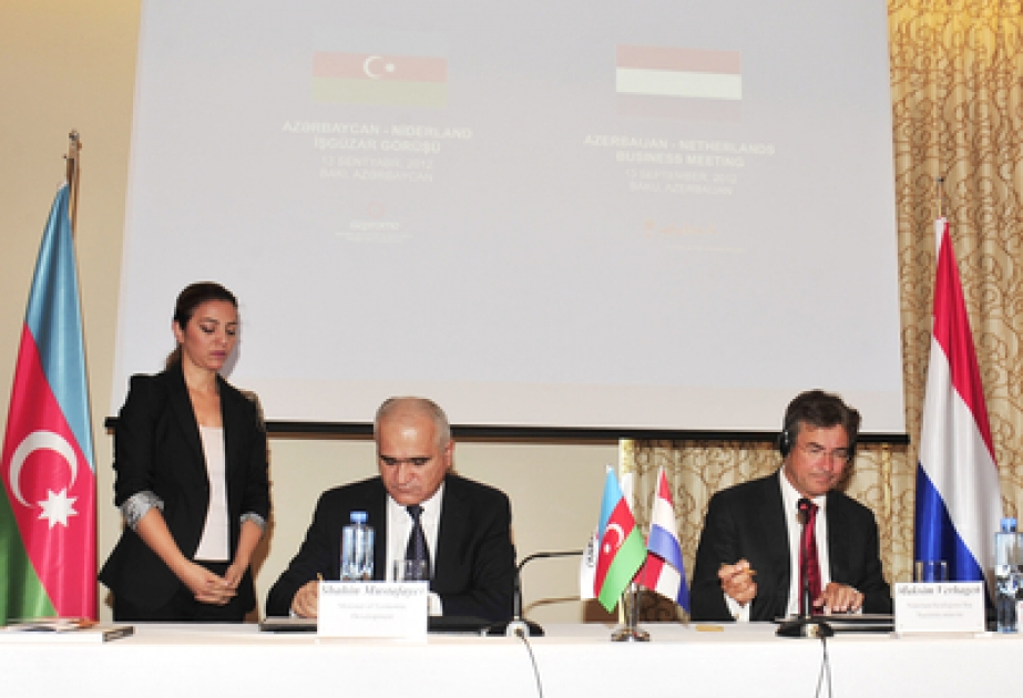 Quatre documents signés entre l’Azerabïdjan et les Pays-Bas