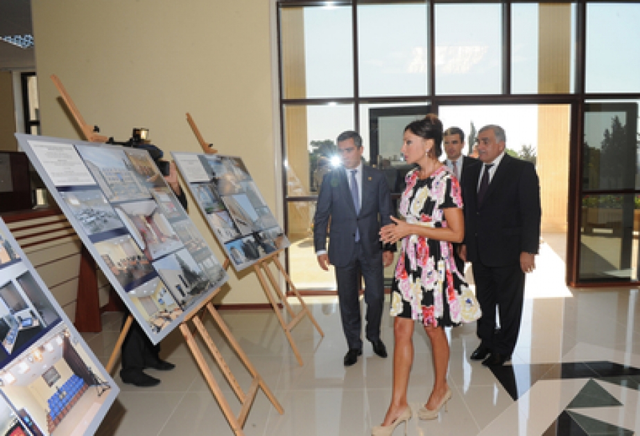 La Première dame d’Azerbaïdjan Mme Mehriban Aliyeva a pris part à l’ouverture de l’école professionnelle technique dans le bourg de Bouzovna de Bakou