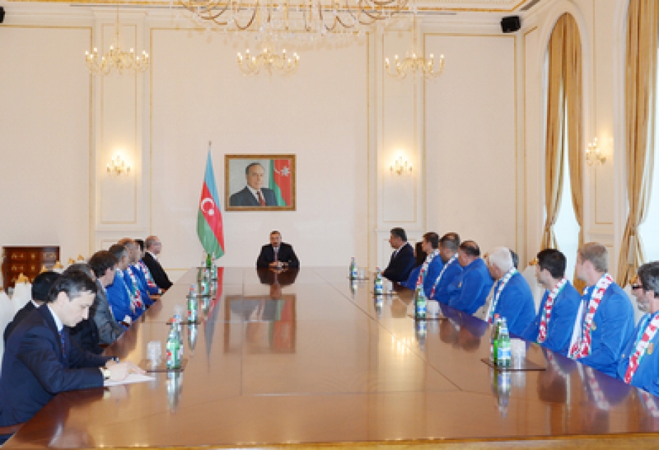 Le président M. Ilham Aliyev a reçu les athlètes et leurs entraîneurs représentant notre pays aux XIVe Jeux paralympiques à Londres