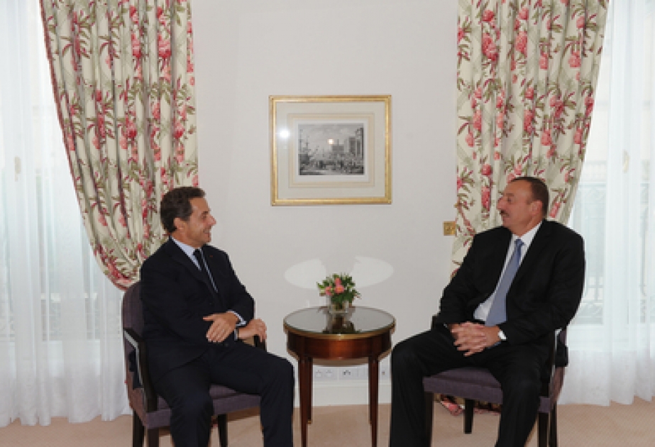 Rencontre du président azerbaïdjanais M.Ilham Aliyev avec l’ancien président français Nicolas Sarkozy