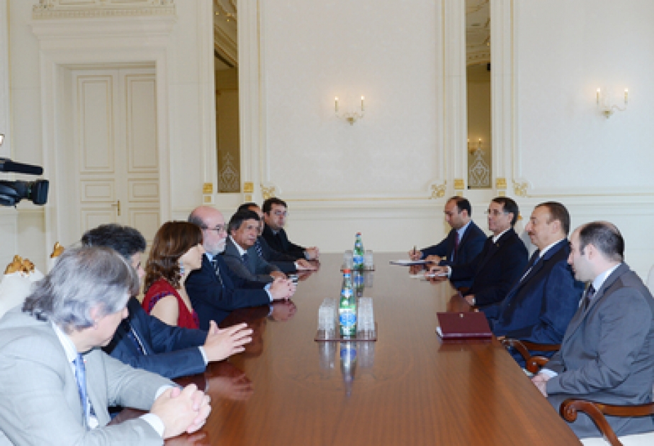 Le président Ilham Aliyev a reçu la délégation conduite par Enrique Accorsi, président de commission de la Chambre des députés du Chili