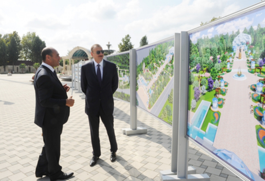 Visite du parc central de loisirs après sa reconstruction