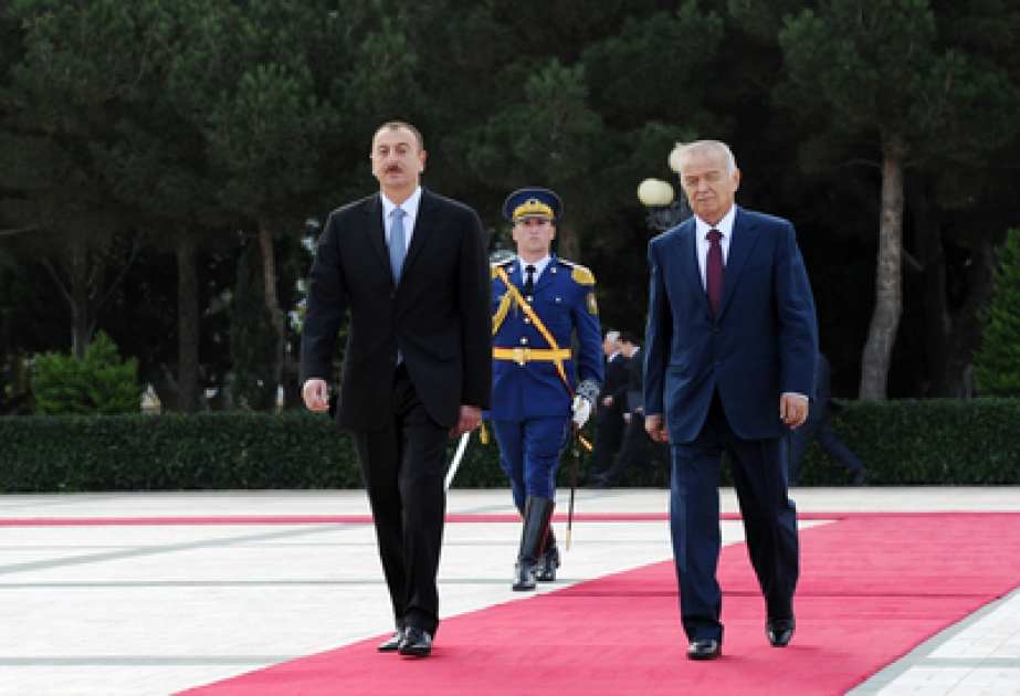 La cérémonie officielle d’accueil du président ouzbek Islam Karimov
