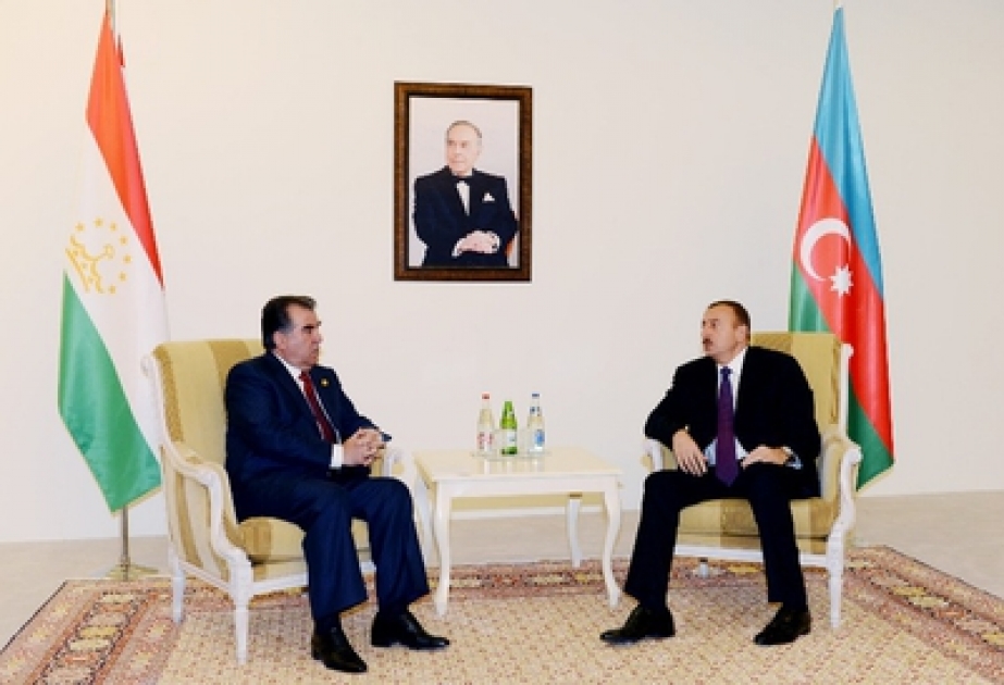 Le président azerbaïdjanais M. Ilham Aliyev a reçu son homologue tadjik Emomali Rahmon