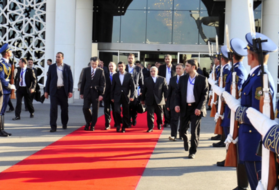La visite en Azerbaïdjan du président iranien Mahmoud Ahmadinejad a touché à sa fin