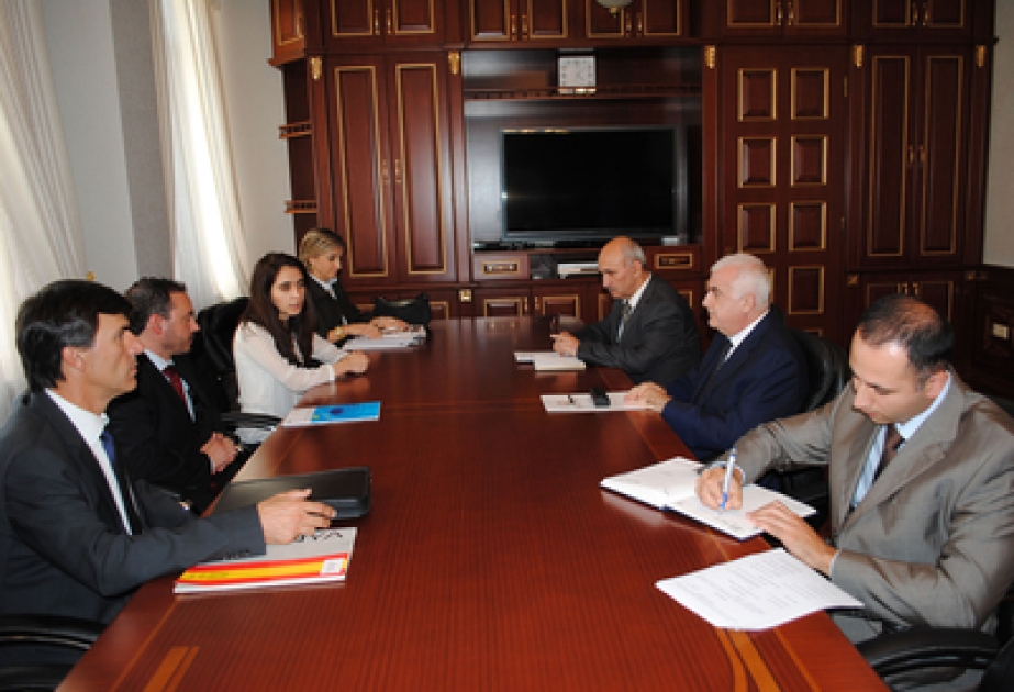 Azerbaijan`s minister of agriculture meets project manager of Spanish Einar Company