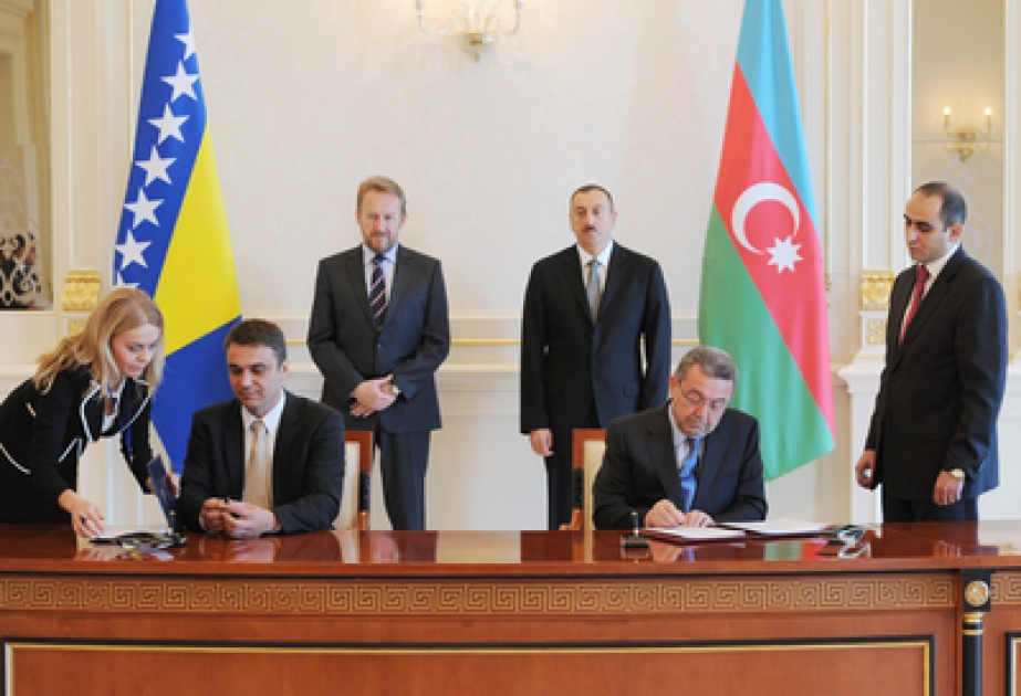 La cérémonie de signature des documents Azerbaïdjan-BosnieèHerzégovine