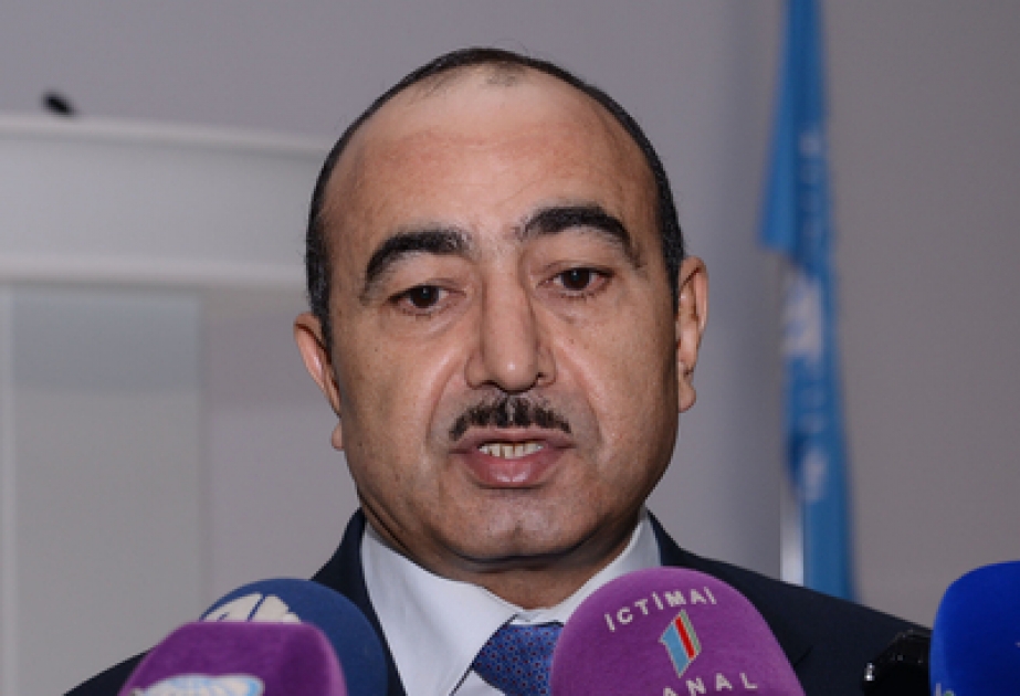 Ali Hassanov: Le nombre des utilisateurs d’internet en Azerbaïdjan augmente rapidement