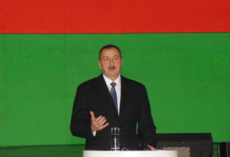 Le président azerbaïdjanais M. Ilham Aliyev a participé à la cérémonie solennelle consacrée au 20e anniversaire du Comité National Olympique
