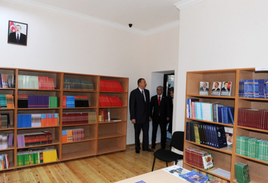 Le président Ilham Aliyev a visité l’école secondaire numéro 173 de l’arrondissement de Yassamal de Bakou après les travaux de rénovation
