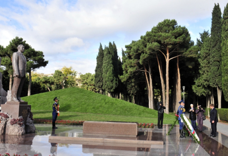Le chef de la République tchétchène de la Fédération de Russie a rendu hommage à la mémoire de M. Heydar Aliyev, dirigeant historique du peuple azerbaïdjanais