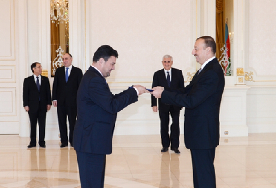 Le président M. Ilham Aliyev a reçu les lettres de créance du nouvel ambassadeur afghan en Azerbaïdjan