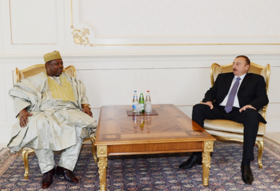 Le président M. Ilham Aliyev a reçu les lettres de créance du nouvel ambassadeur nigérian en Azerbaïdjan