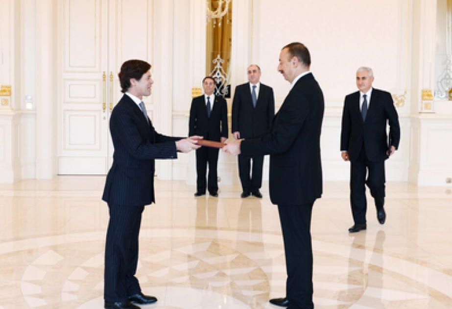 Le président azerbaïdjanais Ilham Aliyev a reçu les lettres de créance du nouvel ambassadeur du Portugal en Azerbaïdjan