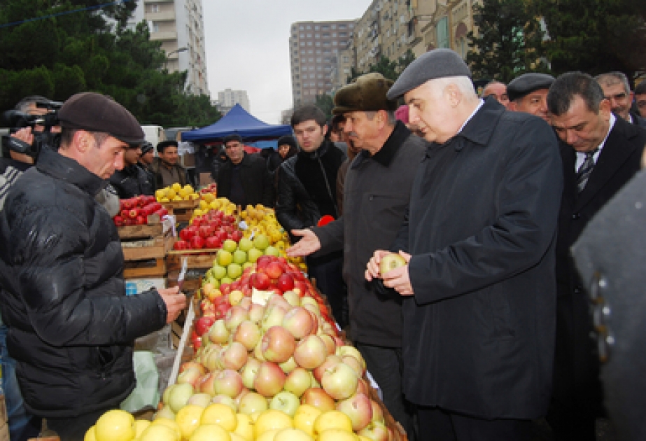 На ярмарке сельскохозяйственной продукции, организованной в Хатаинском районе, созданы все условия для покупателей и продавцов