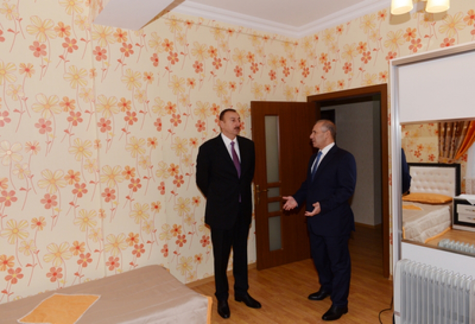 Les immeubles construits pour les mutilés de la guerre du Karabagh à Soumgaït, Gandja, Chéki, Chemkir, dans les bourgs de Zabrat et Hövsan de Bakou ont été mis en service Le président Ilham Aliyev a participé à l’inauguration de l’immeuble construit à Soumgaït pour les mutilés et les familles des victimes de la guerre du Karabagh