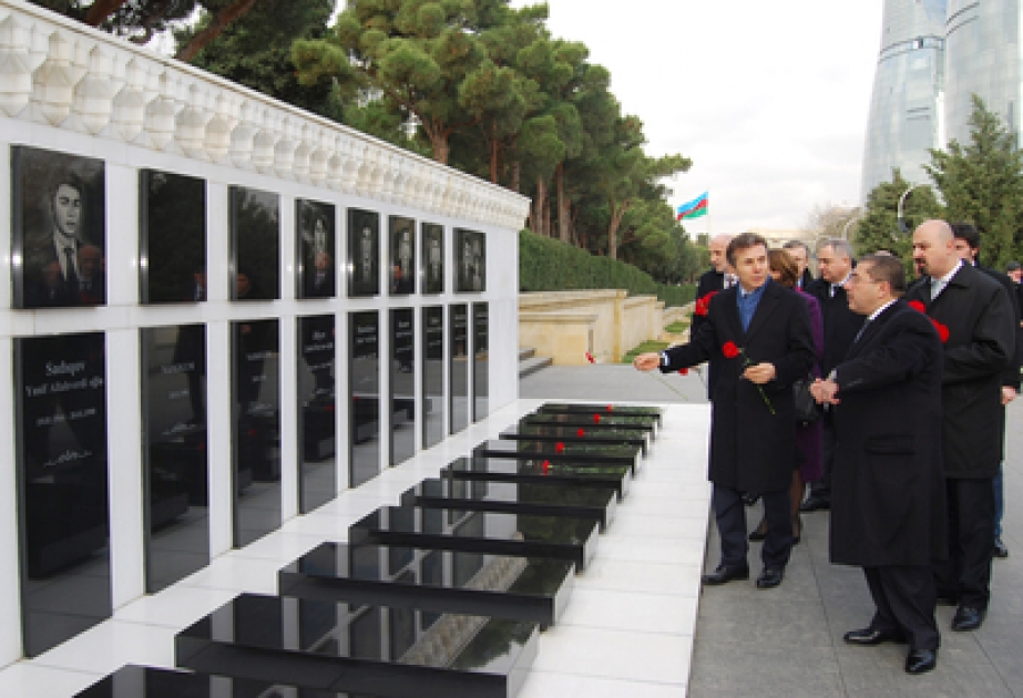 Bidzina İvanichvili, Premier ministre géorgien, a visité l’Allée des Patriotes