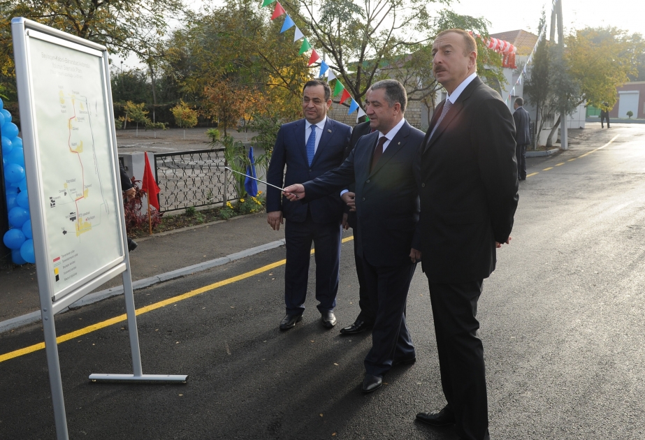 Prezident İlham Əliyev Beyləqan-Kəbirli-Baharabad avtomobil yolunun açılışında iştirak etmişdir