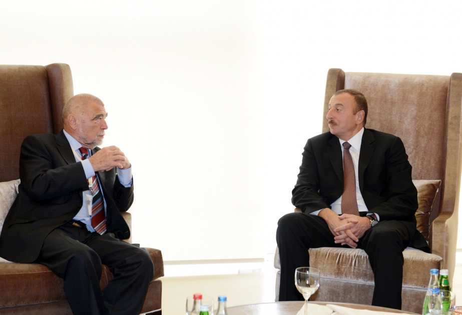 Azərbaycan Prezidenti İlham Əliyev Xorvatiyanın sabiq Prezidenti Stepan Mesiç ilə görüşmüşdür