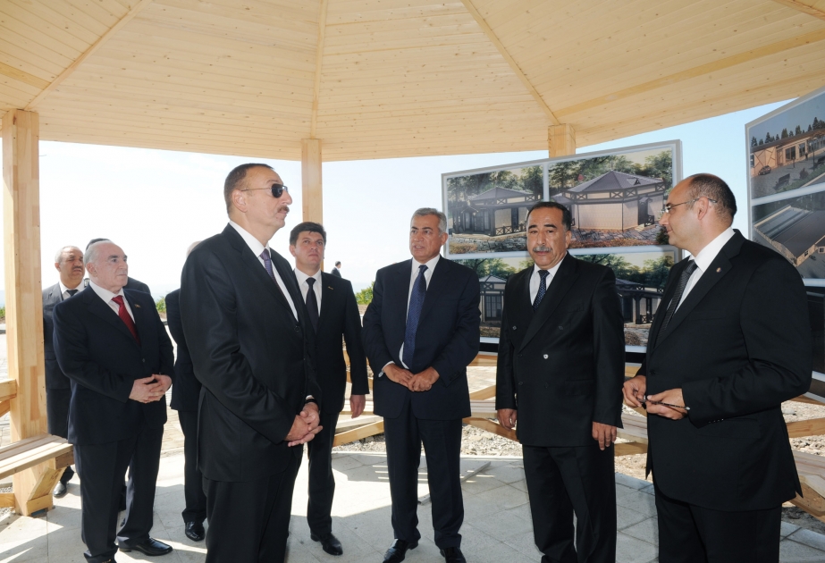 Prezident İlham Əliyev Qəbələdə stend və ox atıcılığı kompleksində tikinti işlərinin gedişi ilə tanış olmuşdur