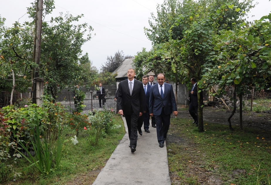 Prezident İlham Əliyev Qax rayonunun zəlzələdən ziyan çəkmiş Güllük kənd sakini üçün yeni tikilmiş fərdi evdə olmuşdur