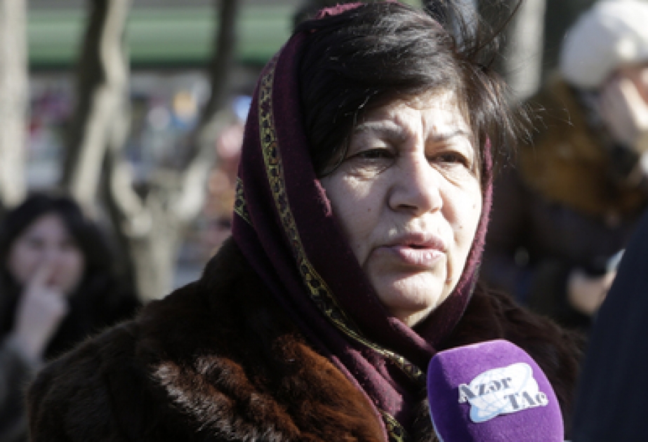 Əsgərlər bizim təcili tibbi yardım maşınlarına güllə atırdılar
