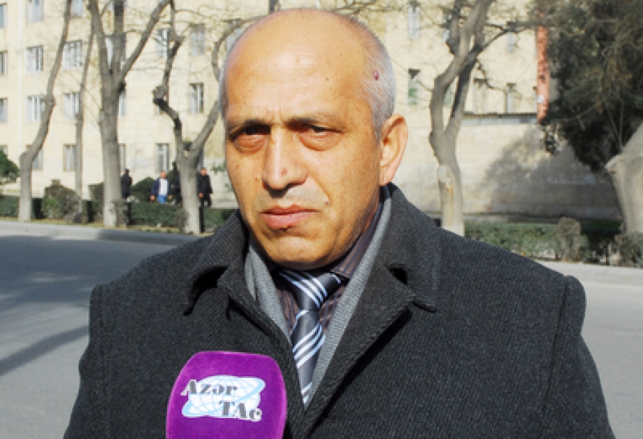 Minlərlə həmvətənimizin Şəhidlər xiyabanını ziyarət etməsi xalqın öz qəhrəmanlarının əziz xatirəsinə dərin ehtiramıdır