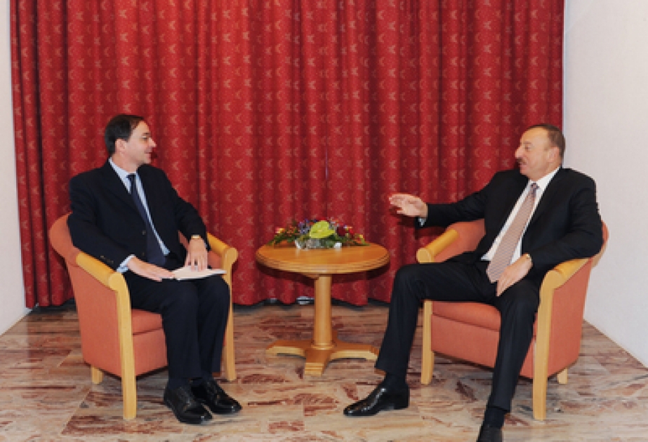 Le président azerbaïdjanais M. Ilham Aliyev a rencontré Bernard Fontana, directeur général d’Holcim