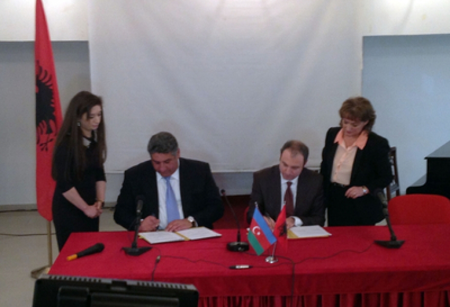 Le ministre azerbaïdjanais de la jeunesse et des sports en visite officielle en Albanie