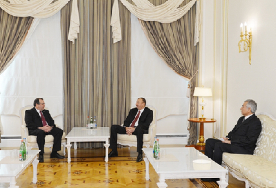 Le président azerbaïdjanais M. Ilham Aliyev a reçu le secrétaire général de la Fédération Internationale de Tir Sportif