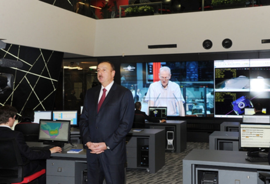 Le premier satellite de télécommunication « Azerspace-1 » de l’Azerbaïdjan a été lancé avec succès Le Président M. Ilham Aliyev a suivi en direct les opérations de lancement dans les locaux de la SAO « Azercosmos »
