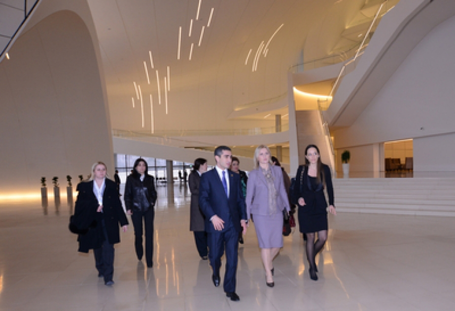 La première dame de la République de Serbie a visité le Centre Heydar Aliyev