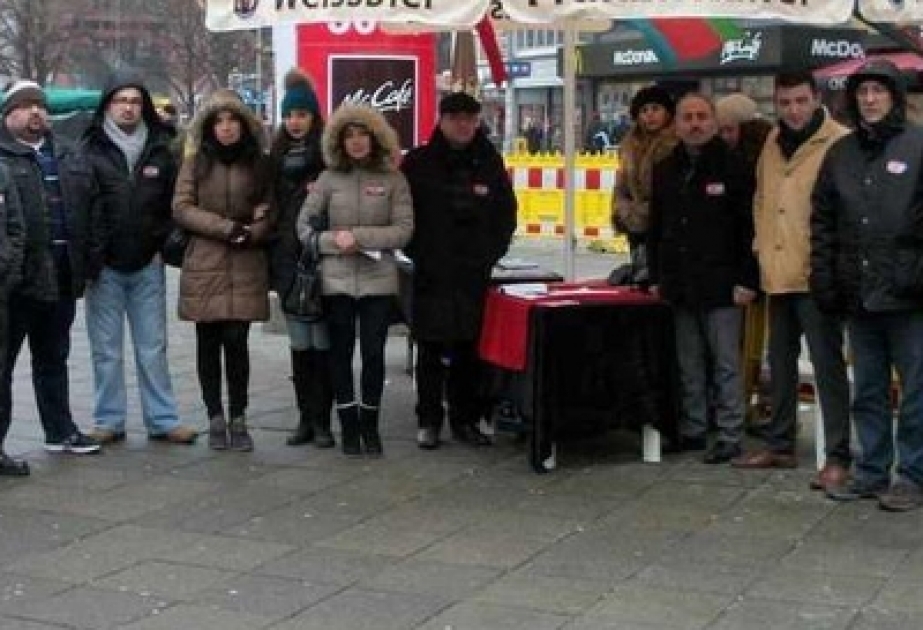 Hannoverdə Xocalı soyqırımının 21-ci ildönümü ilə imzatoplama kampaniyası keçirilmişdir