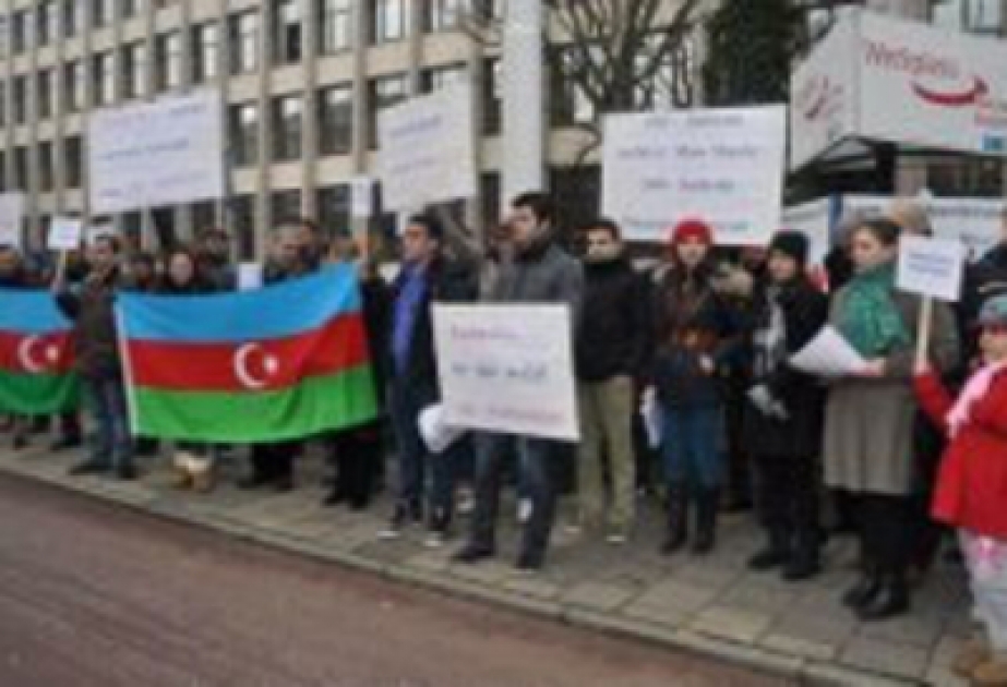 В Гааге прошло шествие к посольству Армении
