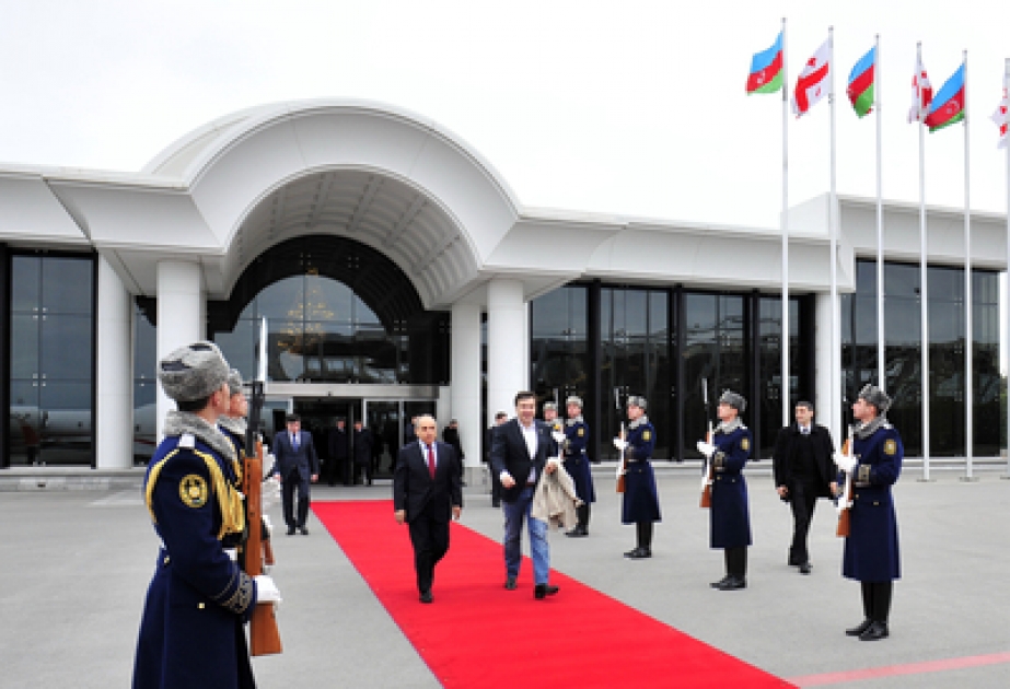 Le président géorgien Mikhaïl Saakachvili est parti pour la République autonome du Nakhitchevan