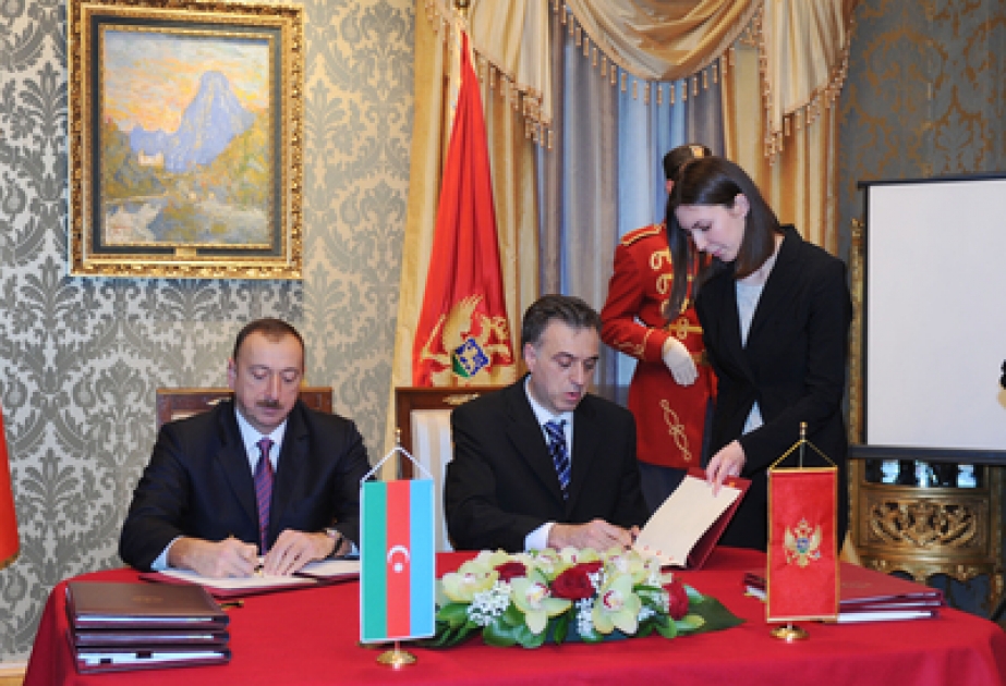 La signature des documents Monténégro-Azerbaïdjan