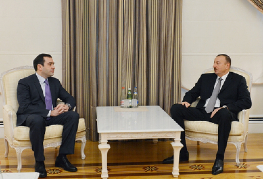 Le président azerbaïdjanais Ilham Aliyev, a reçu le ministre géorgien de la défense