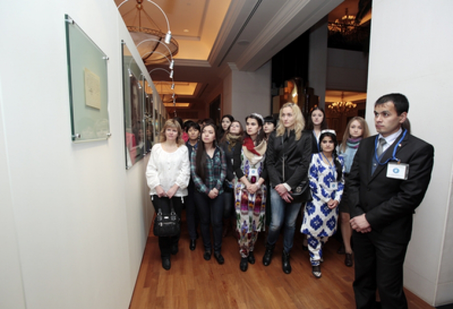 Les participants du Forum international «Les colombes de la paix» ont visité la Fondation Heydar Aliyev