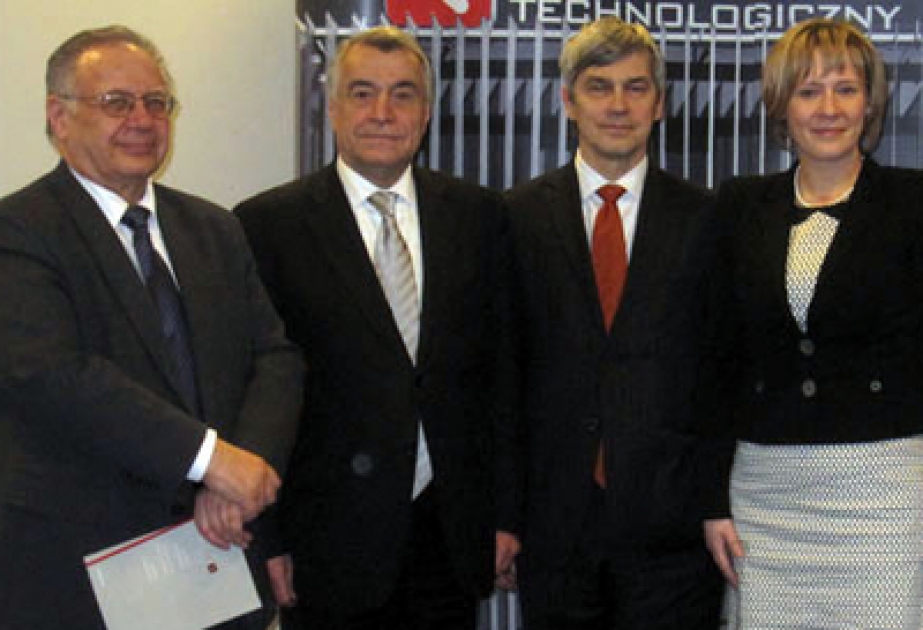 Une conférence consacrée à la coopération énergétique azerbaïdjano-polonaise
